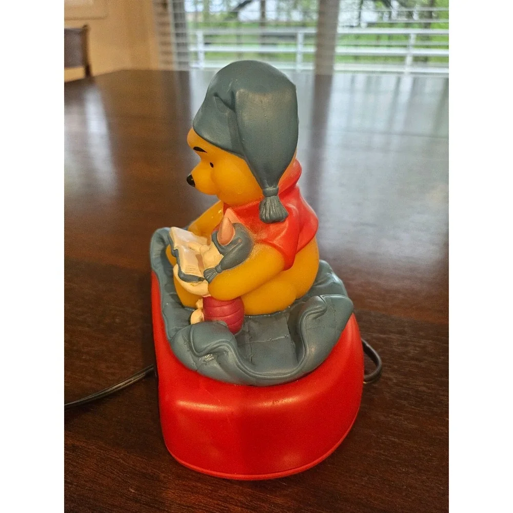 Winnie the Pooh Fantasma Alarm‎ Clock Night Light VTG Works perfect